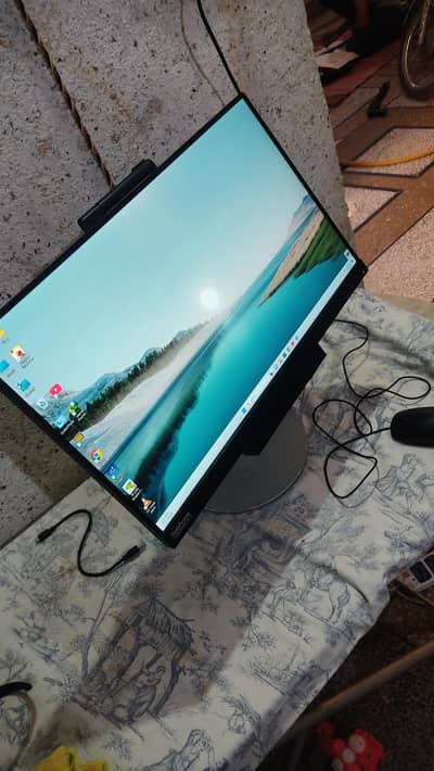 Lenovo all in One Corei7 6th generation borderless led