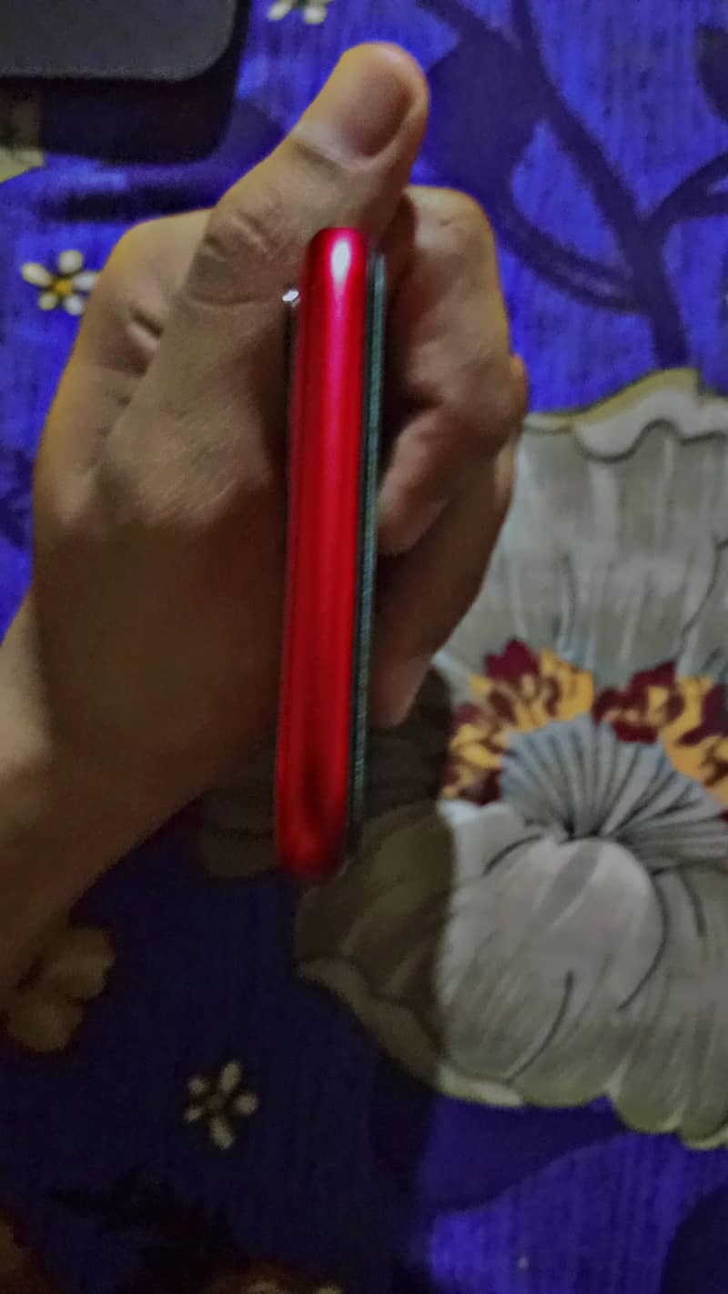 IPhone 11 4
