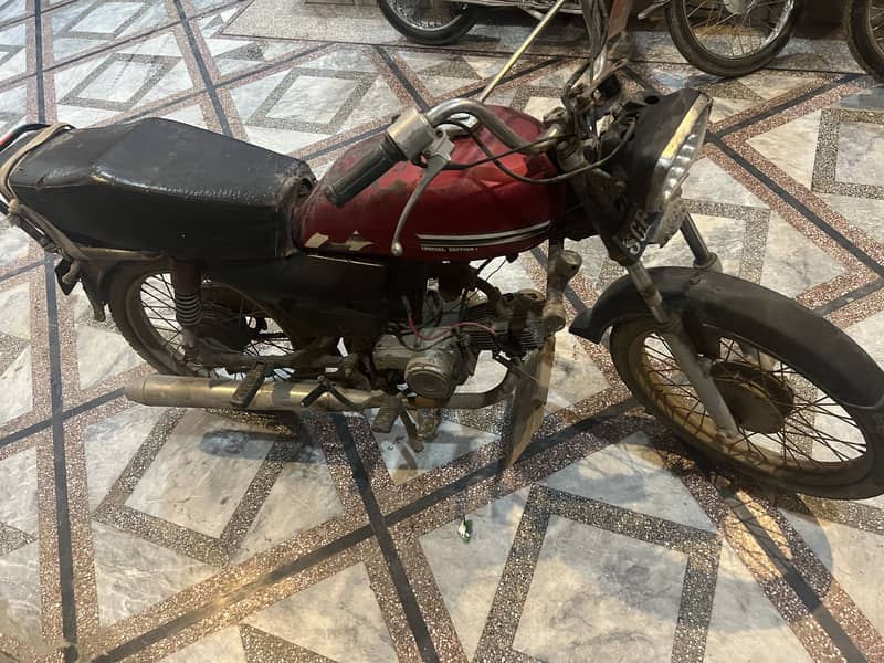 1990 model cd70 3