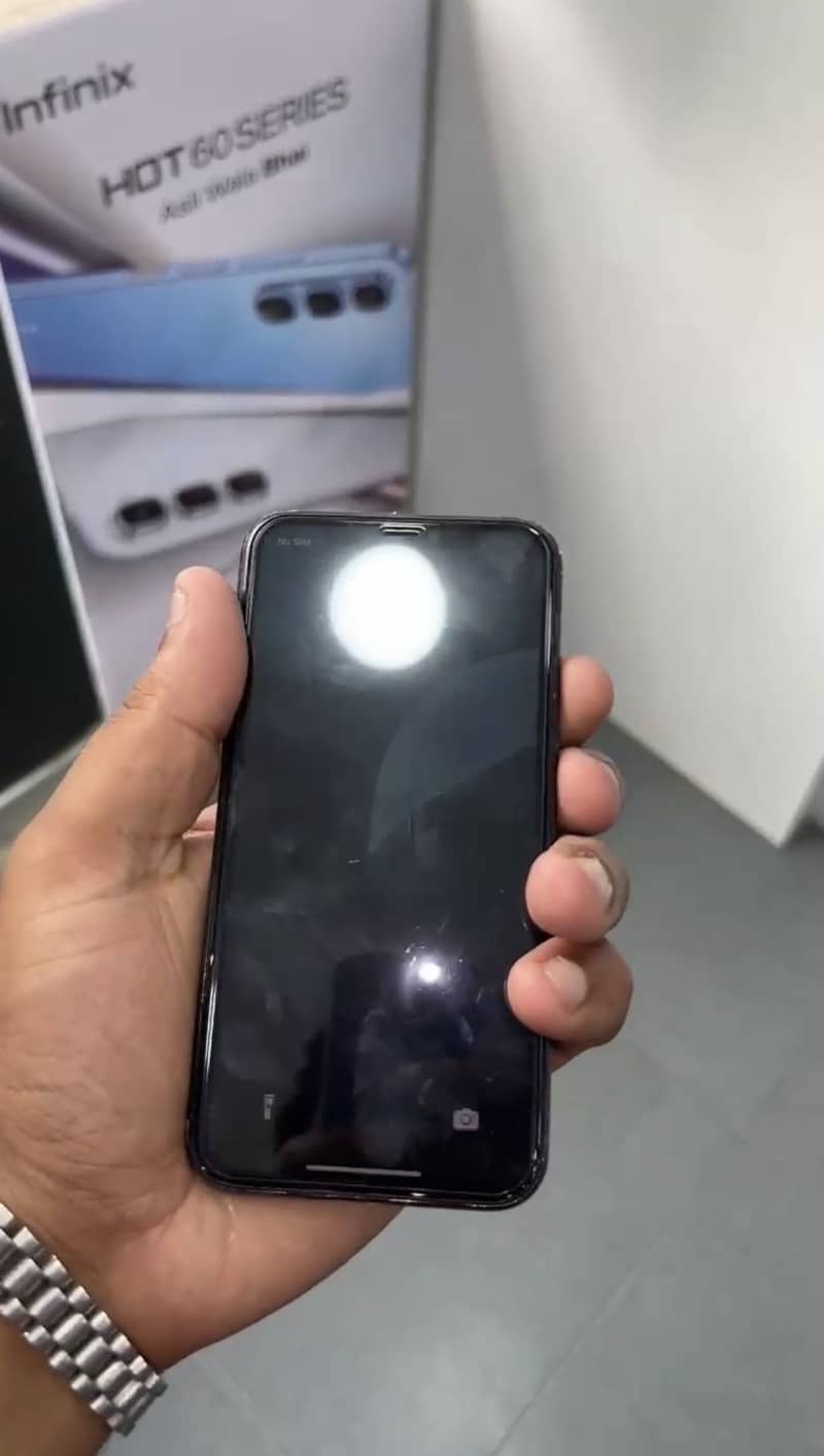 IPHONE 11 pro 2