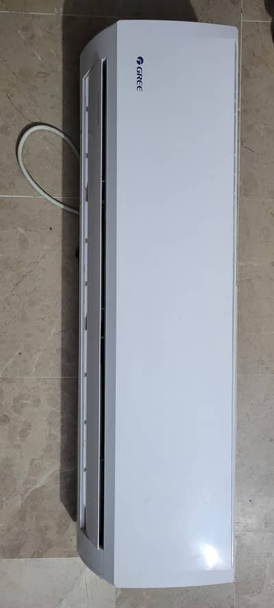 gree 2 ton split used working condition just gas leakage