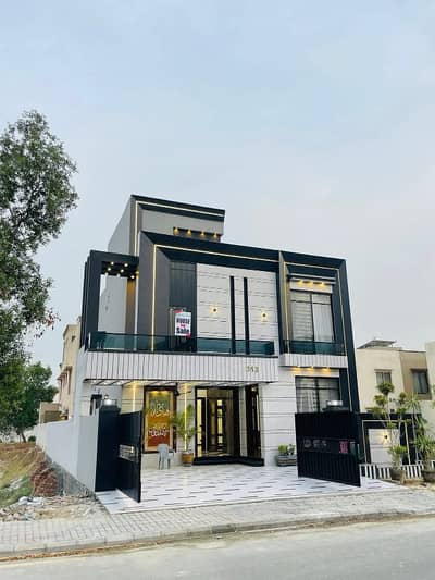 5 Marla House Available For Rent In Sector D Bahria Town Lahore.
