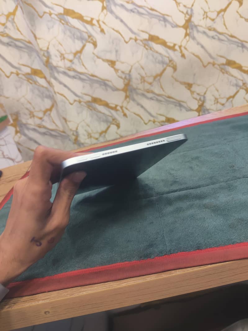 Ipad mini 7 3