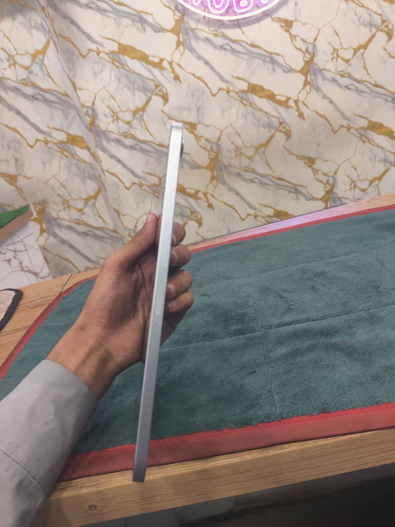 Ipad mini 7 4