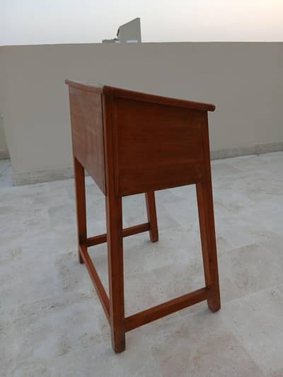Namaz table/rostrum