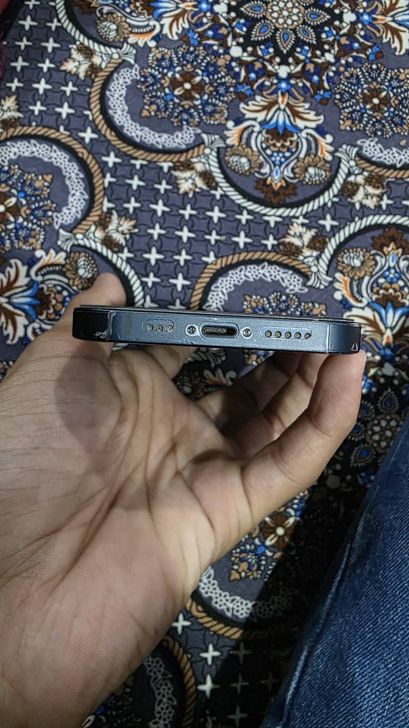 Iphone 13 2