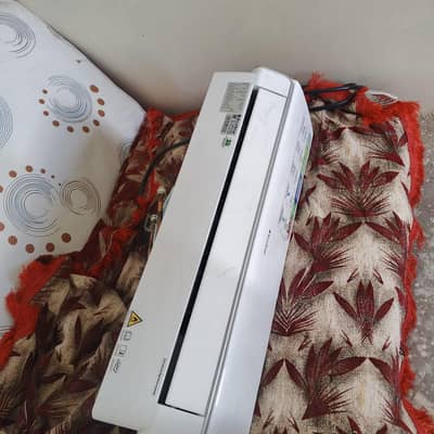 EcoStar AC in good condition with 1.5 ton