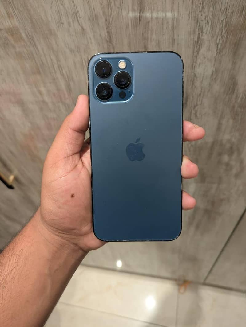 iphone 12 pro max 3