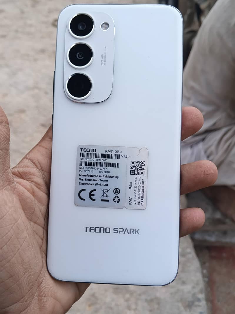 techno spark 40 pro plus 1