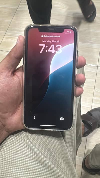 Iphone 11 all ok water pack jv 64GbB charger sath mela ga