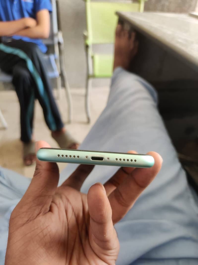 iPhone 11 1