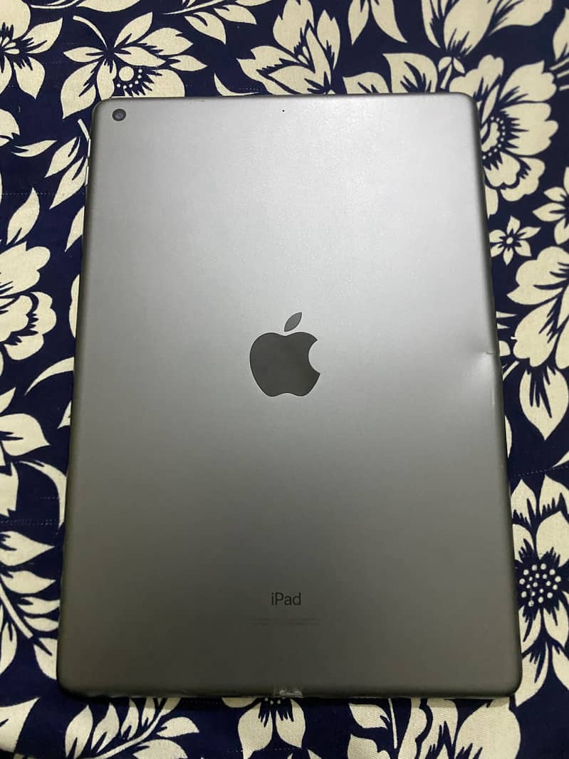 Ipad 8th generation 4