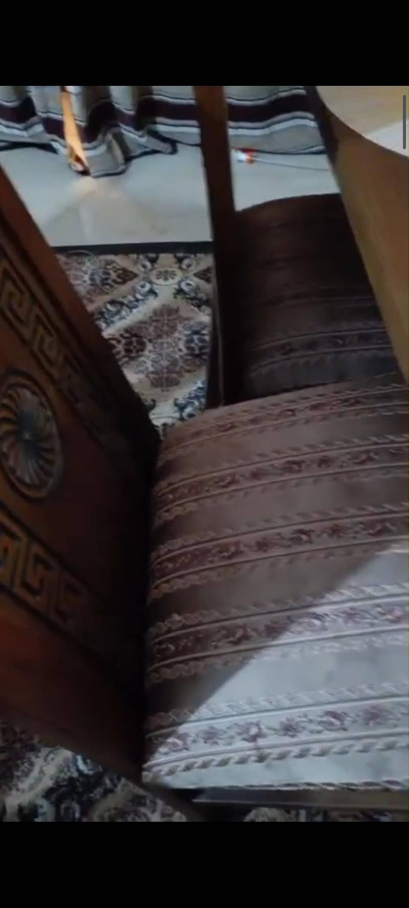 Dining table 6 seater 2
