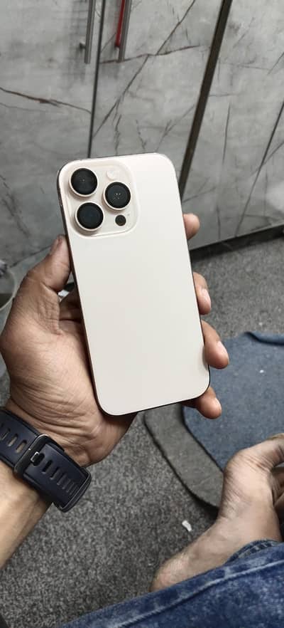 apple iphone 16 Pro 10/10 condition JV 128 GB 98% health LLA model