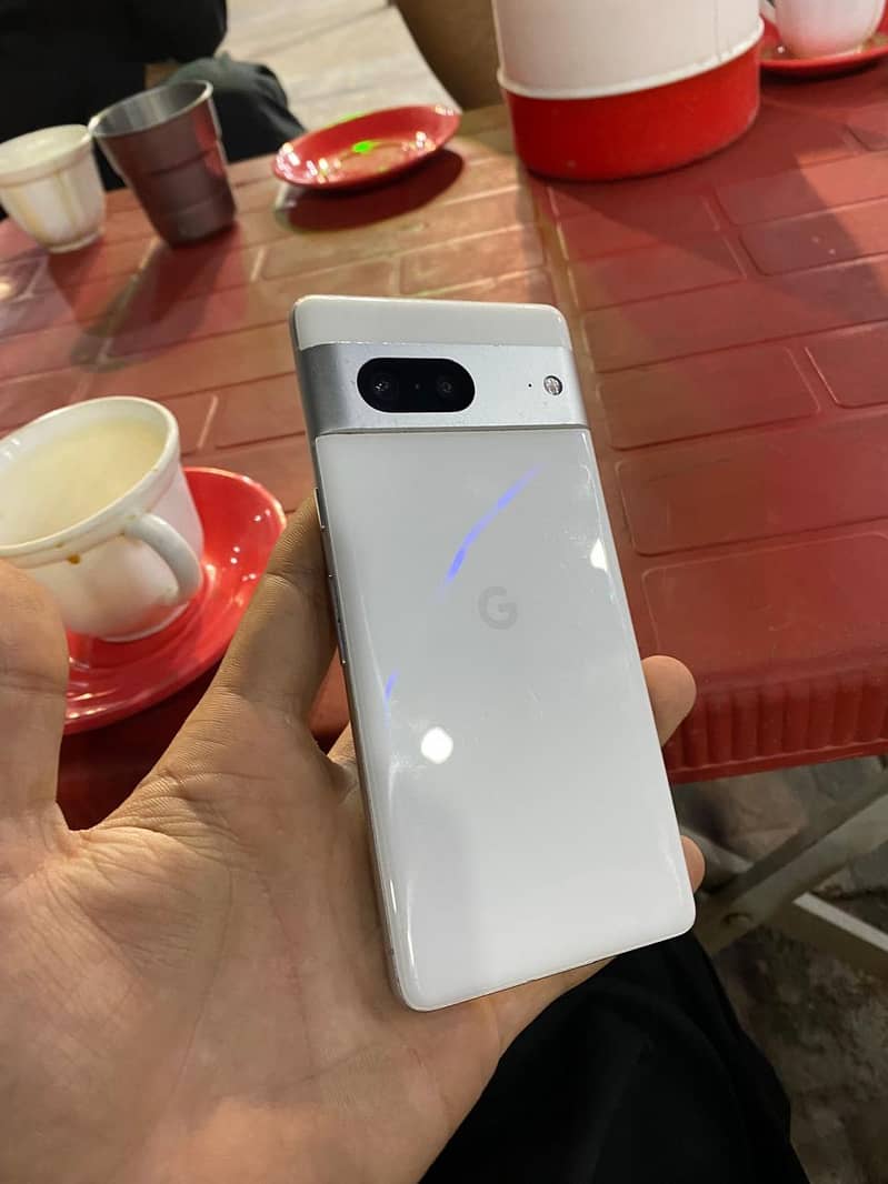 Google pixel 7 3