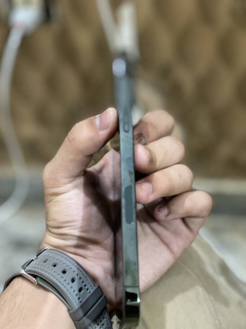 Iphone 13 pro max 5