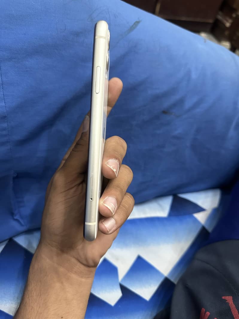Iphoen 11 0