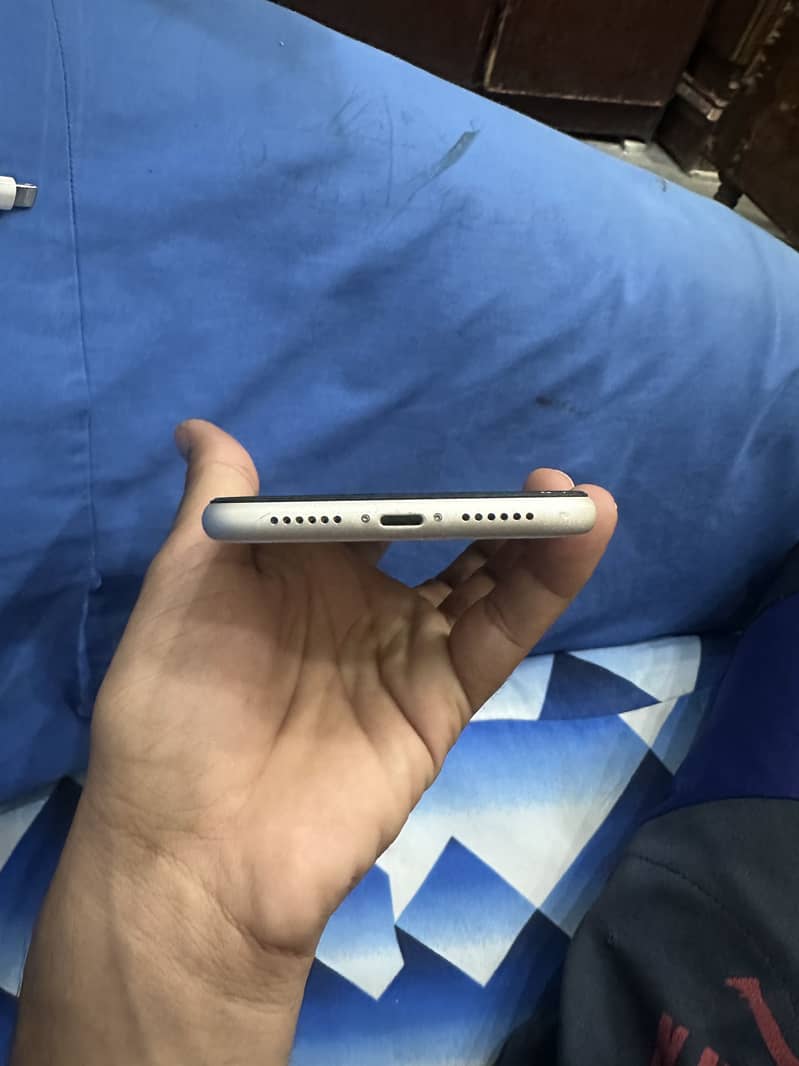 Iphoen 11 3