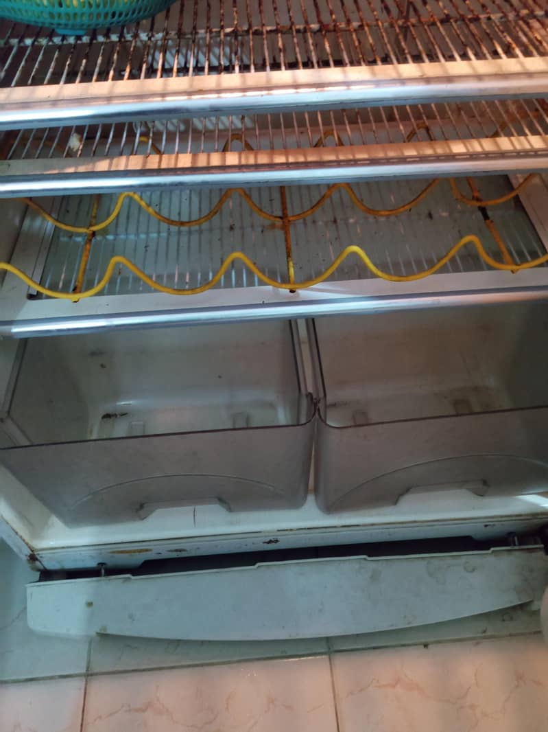 Dawlance fridge 5