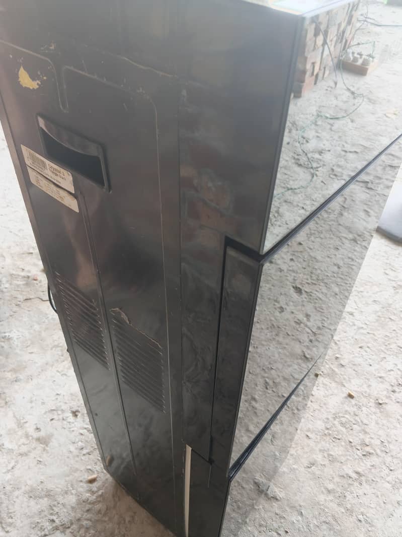 dispenser 3