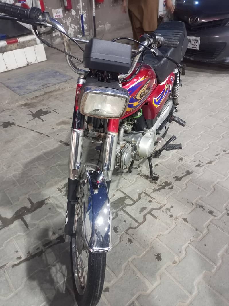 United 70cc 1