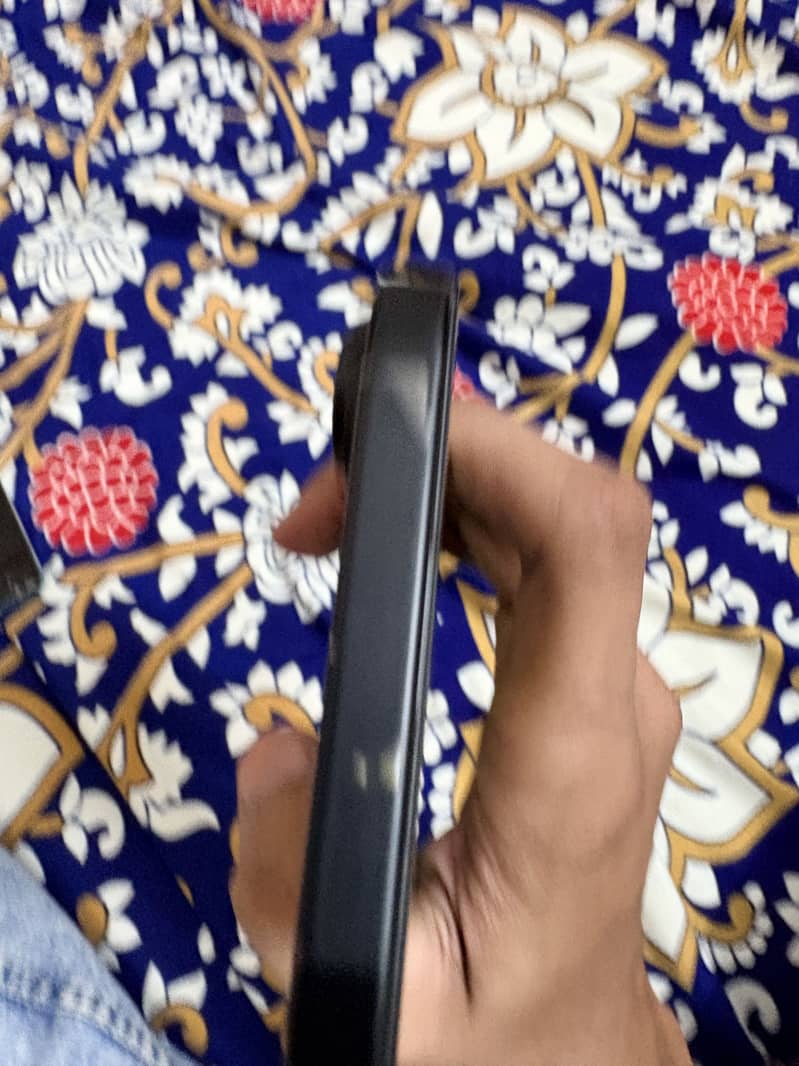 Iphone 16 plus jv 6