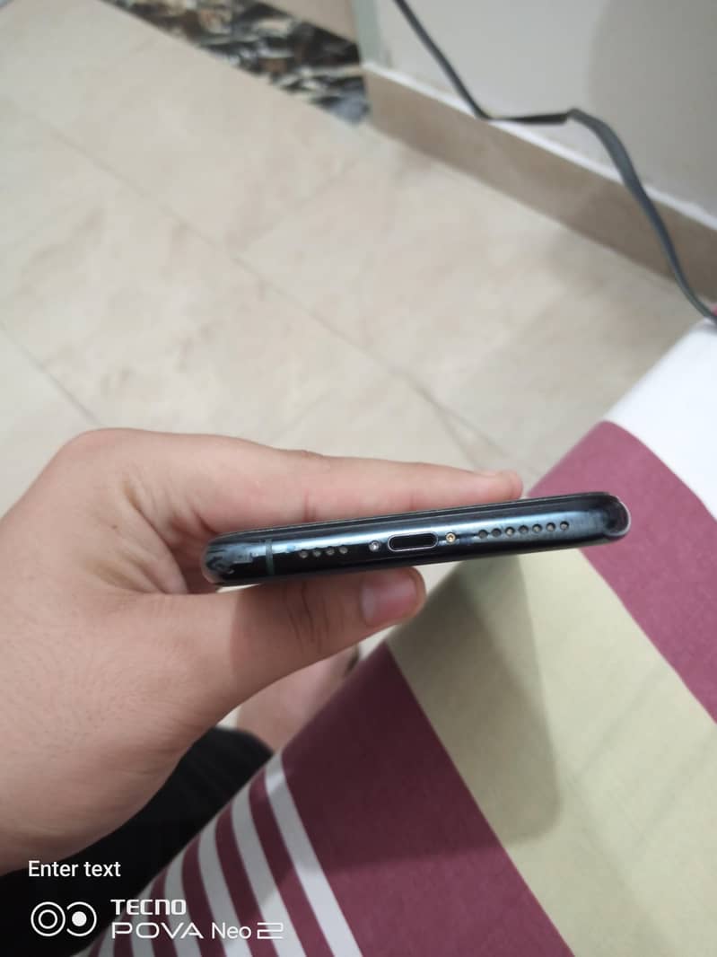 Iphone 11 pro max 4