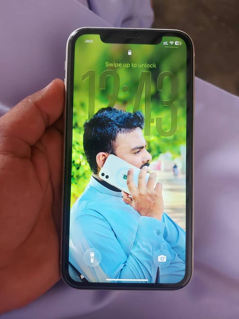 Apple iPhone 11 9