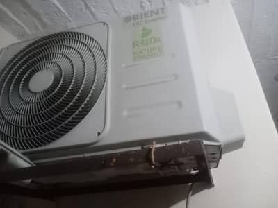 orient ac for sale  good condition b