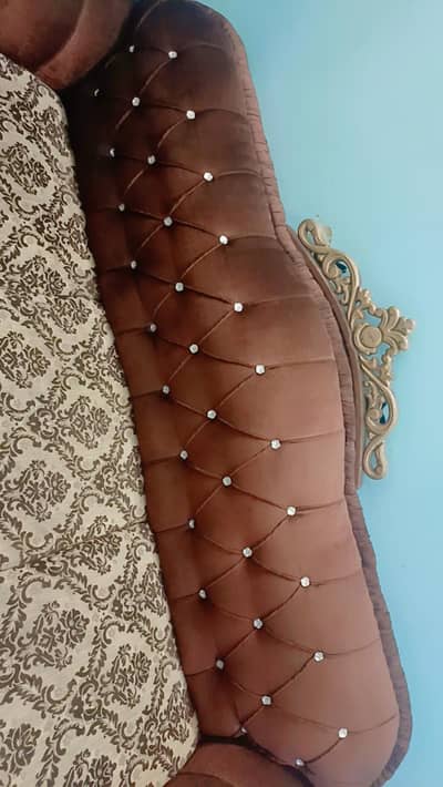 5 seater Crown Sofa Set