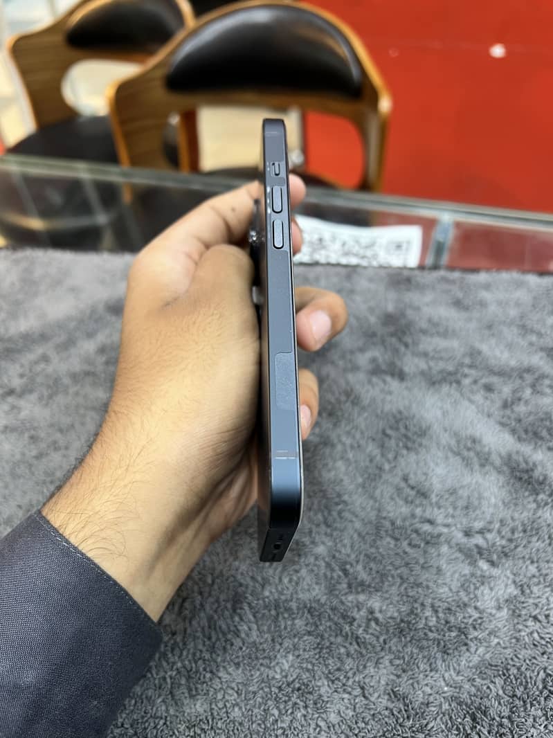 iPhone 14 0