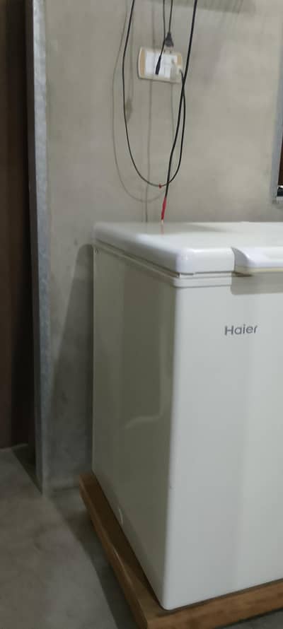 Deepfreezer for sell all ok hai koi fault Nahi hai