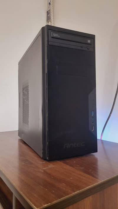 i7 3770 Gaming PC 8gb ram 128gb ssd 500 gb hard