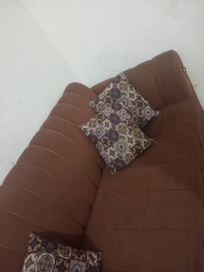 5 seater sofa in good condition