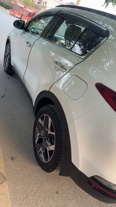KIA sportage 2020 FWD total genuine