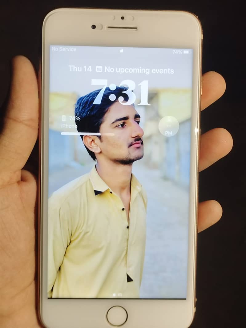 Apple iPhone 8 Plus 2
