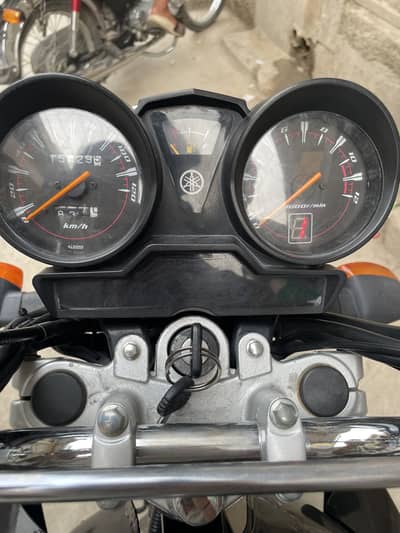 Ybr 125G (2024 model ) contact num (03015194564)