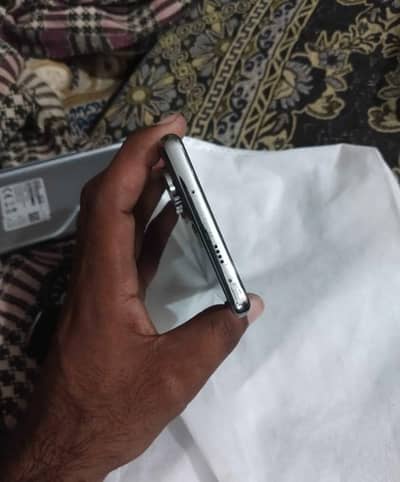 tecno camon 40 pro 16/256 gb PTA approved whtsp nr 0370=7634975