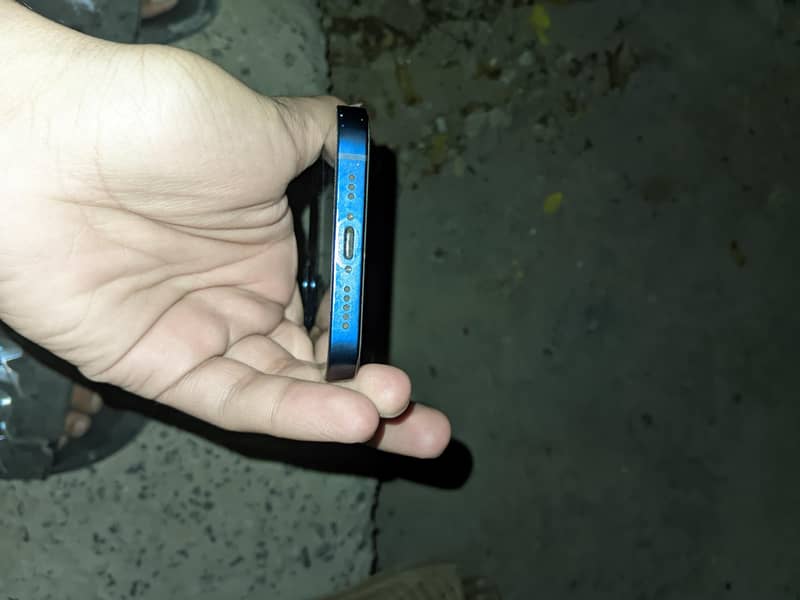 iphone 13 4