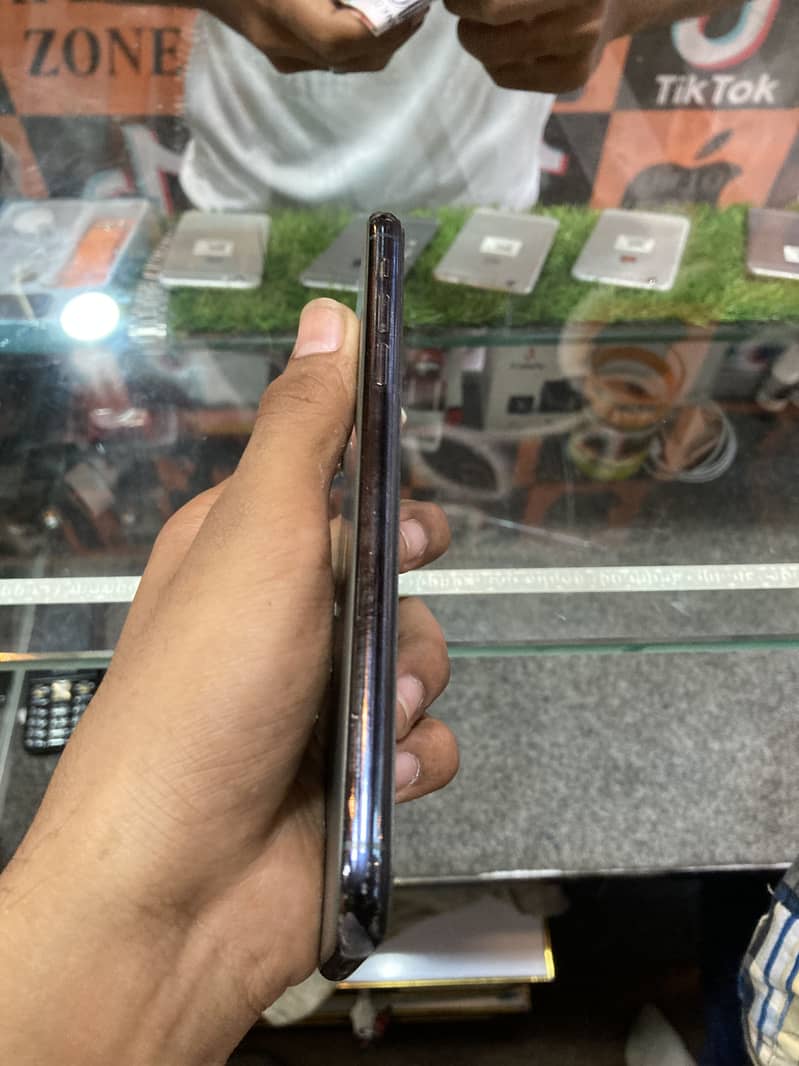 Iphone 11 pro max jv 3