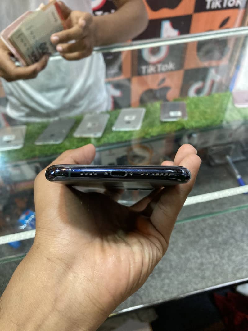 Iphone 11 pro max jv 5