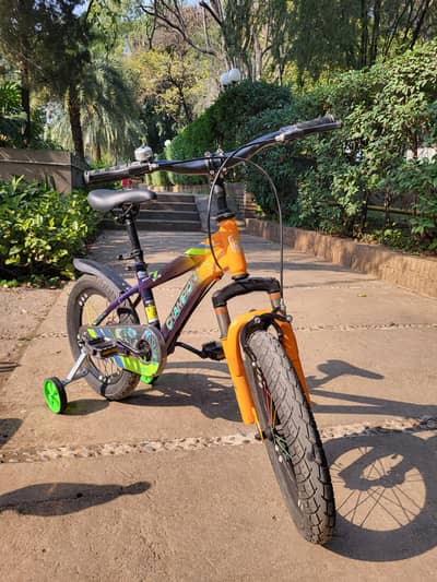 Kids bicycle, 4-8 years. Very good condition