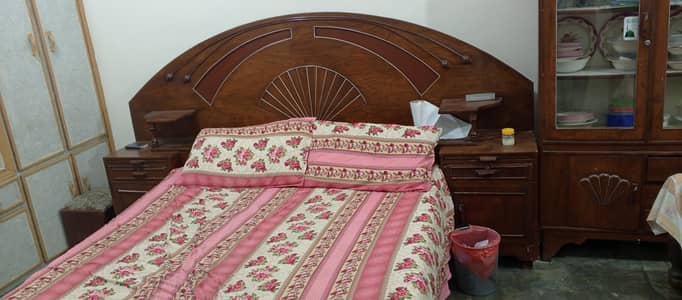 mattress Achcha hai double bed hai