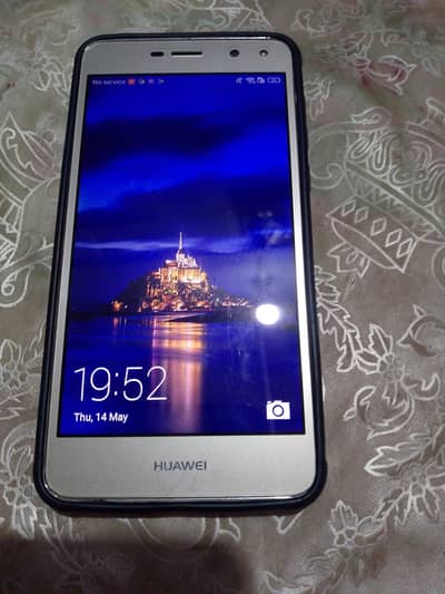 Huawei y5 2017 4g with box  charger