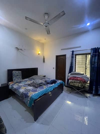 LOWER PORTION FOR RENT IN EDEN BOULEVARD SOCIETY COLLEGE ROAD LHR
