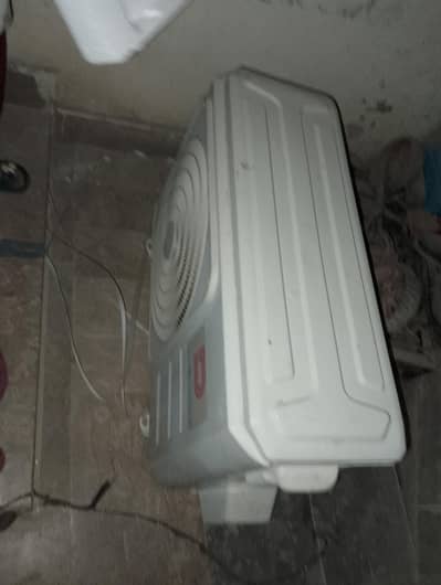Dawlance 1.5 Ton AC Used For sale