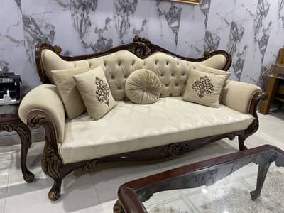 7 seater sofa set with tables.