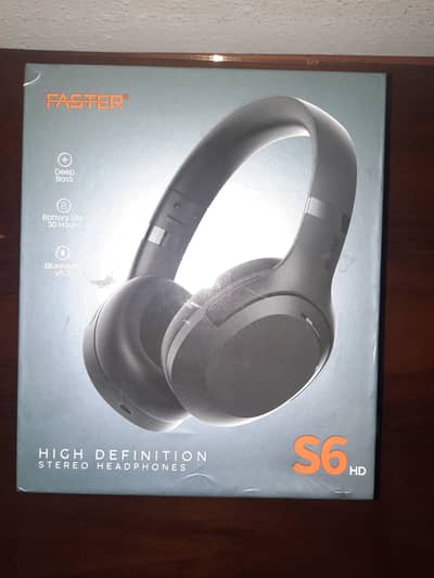 Headphones Faster S6 HD Wireless Box Pack