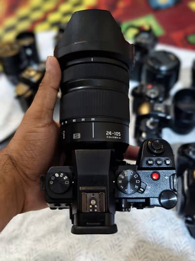Panasonic Lumix  S5ii +24-105 F4
