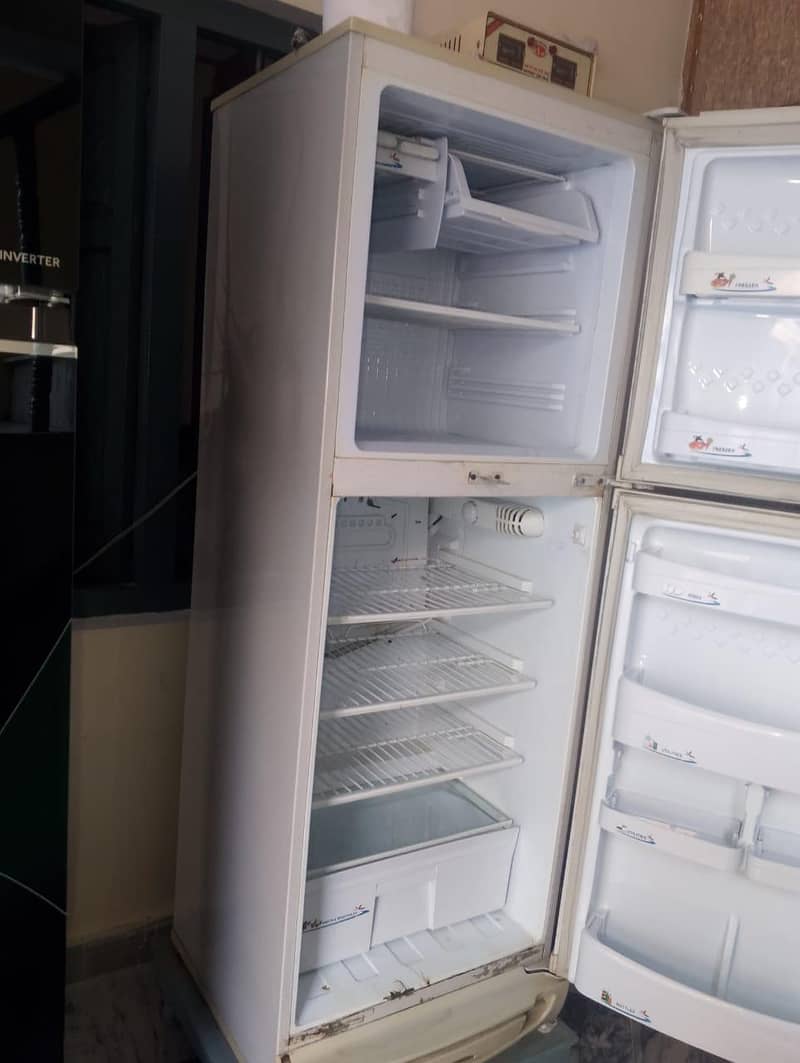 refrigerator 1